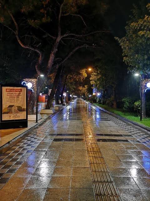 Kırklareli İstasyon Caddesi