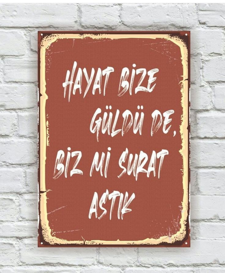 Hayat bizim yüzümüze güldü de biz mi surat astık